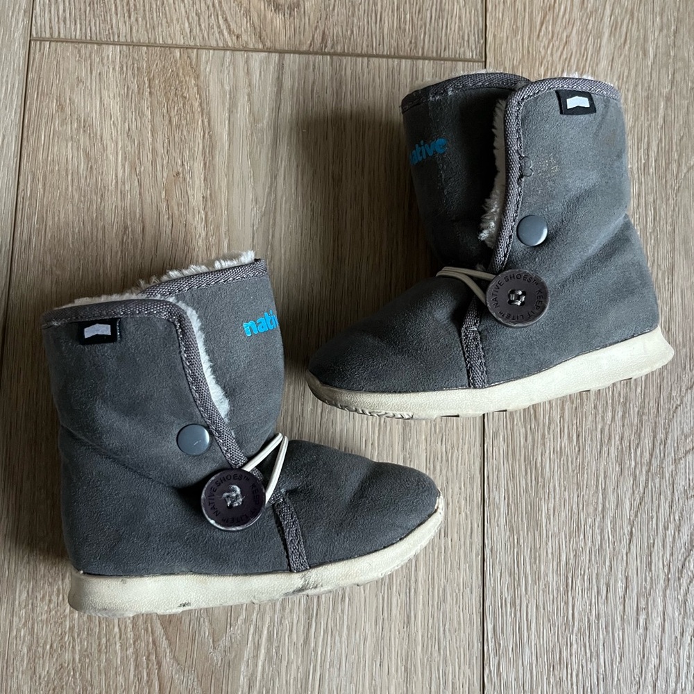 Native AP Luna Boots Grey Toddler Size 7